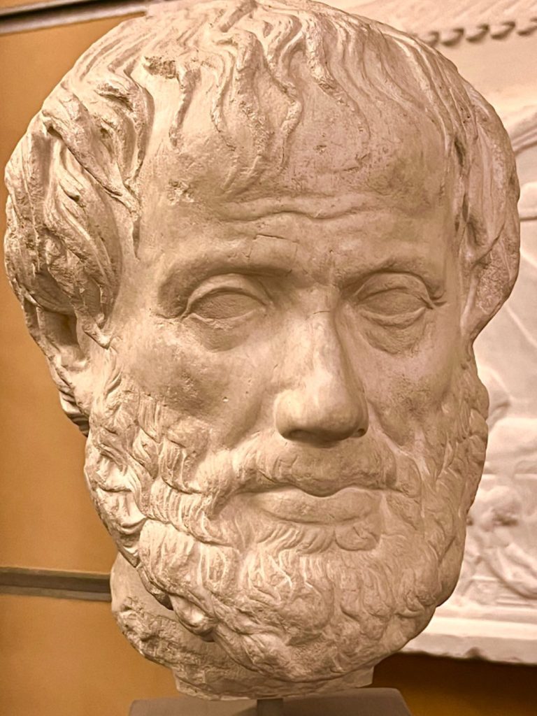 Aristoteles - röm. Kopie nach griechischem Original (325 - 330 v. Chr.)
